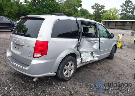 2012 Dodge Grand Caravan Sxt z USA, uszkodzony, nr VIN 2C4RDGCG4CR121721